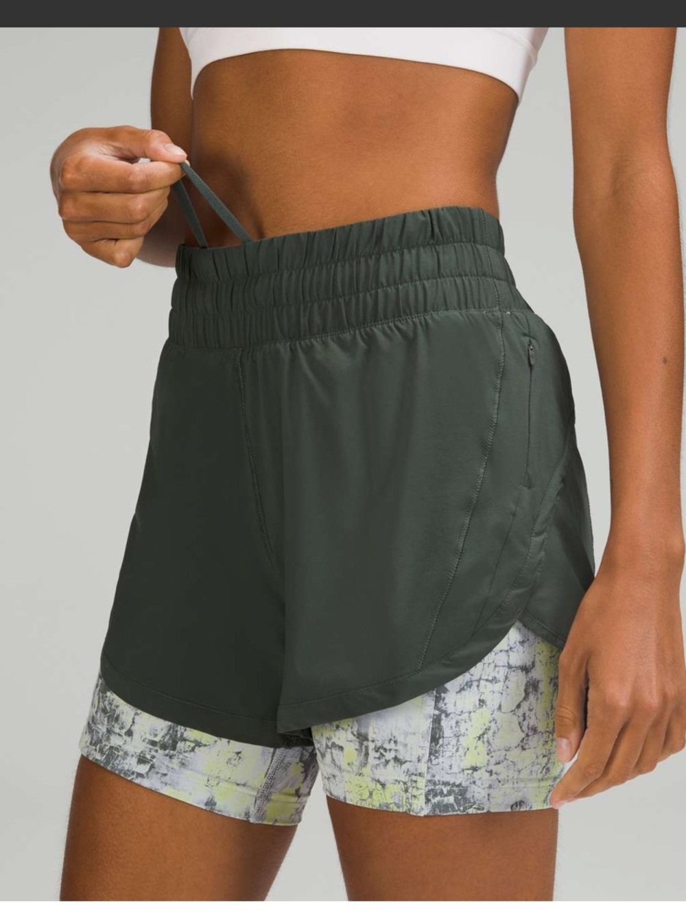 Lululemon Track That 2-in-1 High Rise Short 6” Size 6